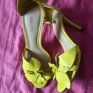 Sandlia Arezzo 36