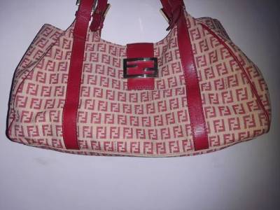 Bolsa Fendi