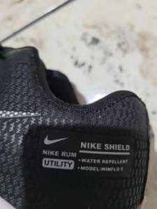 Tnis Nike