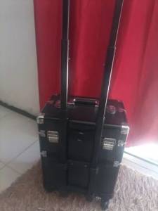 Vendo Maleta De Maquiagem Profissional.