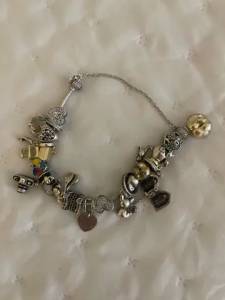 Pulseira Pandora Com 18 Berloques