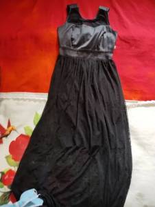 Conjunto De Blusa E Vestido Elegante