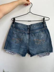 Short Jeans