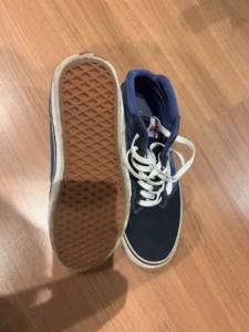 Tnis Vans
