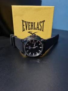 Relgio Everlast E133 - Excelente Estado