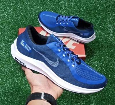 Tnis Nike