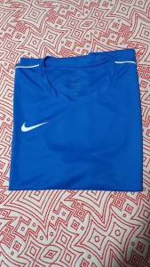 Camiseta Nike Dri-fit Linda