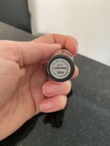 Batom Mac Roxo Heroine Original