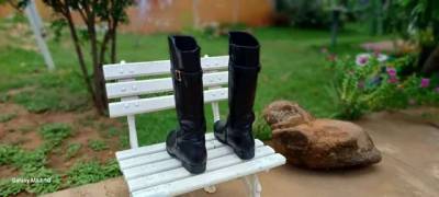 Bota Cano Alto Preto N 38 (com Dois Dias De Uso)