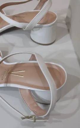 Salto Bloco Vizzano 37 Pouco Uso Off White