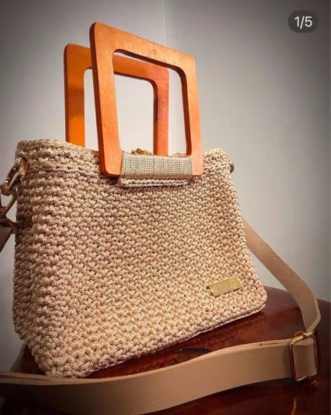 Bolsa De Ombro Com Ala De Madeira