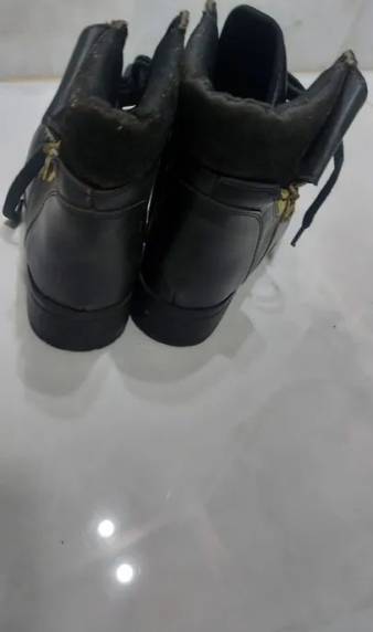 Bota Com Cadaro
