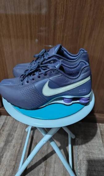Nike Shox Couro R$ 250,00