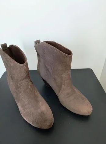 Bota Cano Baixo Camura