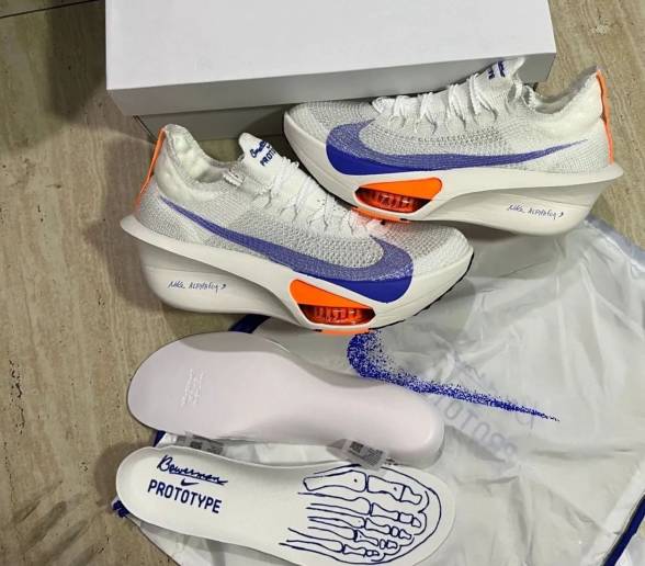 Nike Alphafly Next% 3 - Tamanho 40- Novo