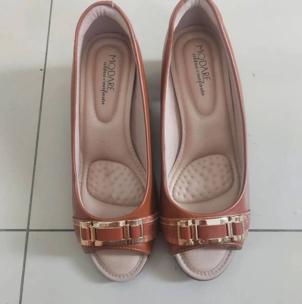 Sapato/sandlia Modare N37