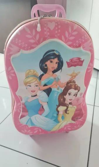 Mochila De Rodinhas Disney Princesas Maxtoy