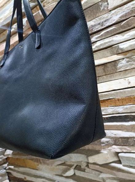 Bolsa Arezzo Preta