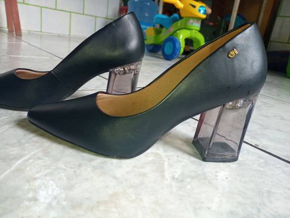 Salto Alto Feminino Preto Com Salto Transparente