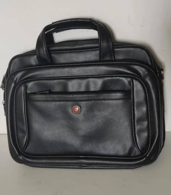 Bolsa Executiva Notebook Couro Laminado Sinttico