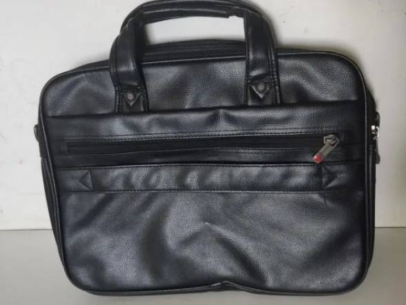 Bolsa Executiva Notebook Couro Laminado Sinttico