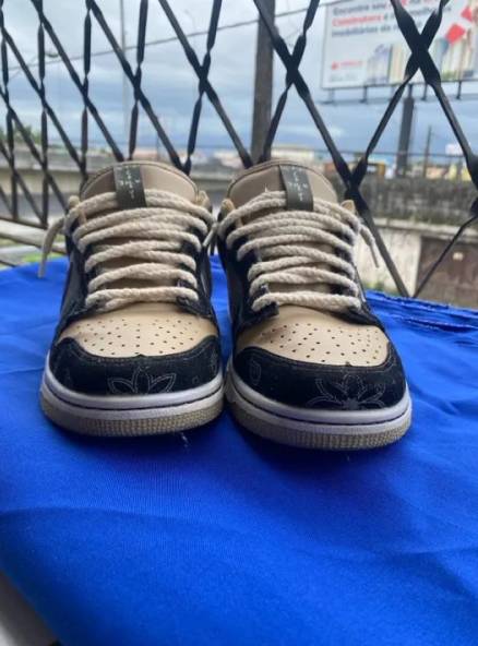 Nike Travis Scott