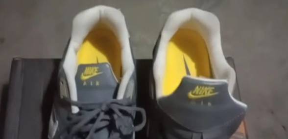 Tnis Nike Air Max 1 - Cinza E Amarelo