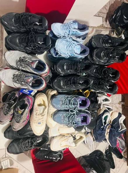 Lote De Tnis Diversos De Mizuno