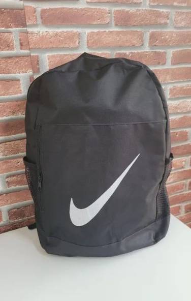 Mochilas Pretas