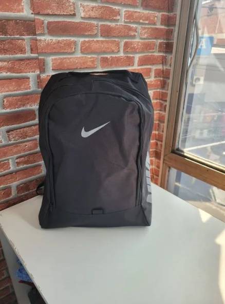 Mochilas Pretas