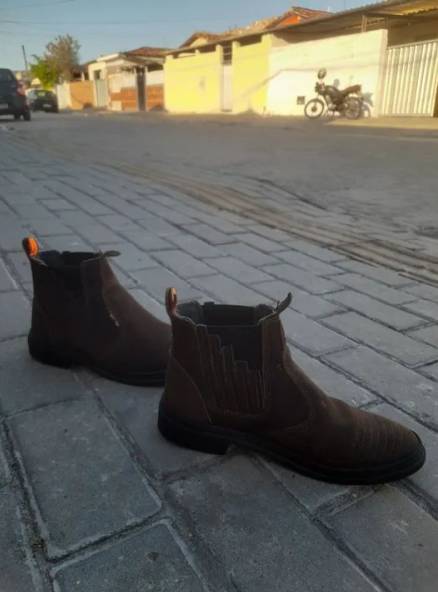 Bota De Couro Marrom Masculina Tamanho 37