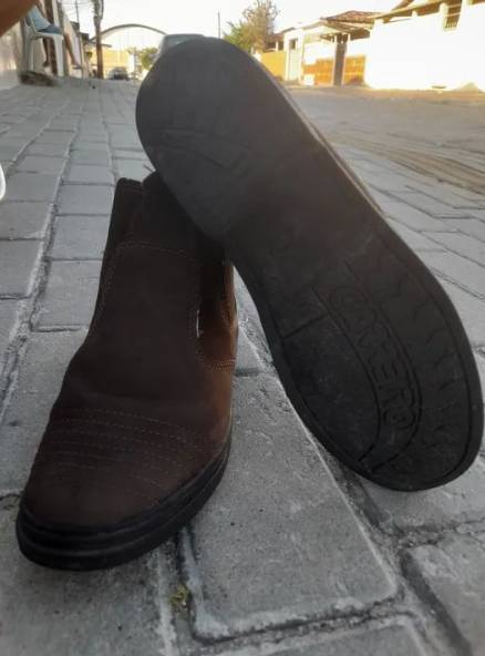 Bota De Couro Marrom - Masculina Tamanho 37