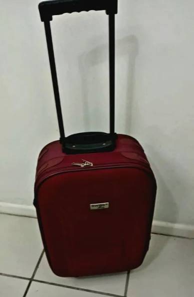 Mala De Bordo 10kg Semi-nova