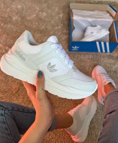 Promoo - Tnis Feminino Adidas Costurados Premium