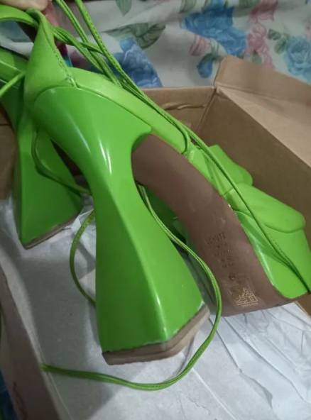 Luxuoso Sapato Schuthz 38 Verde