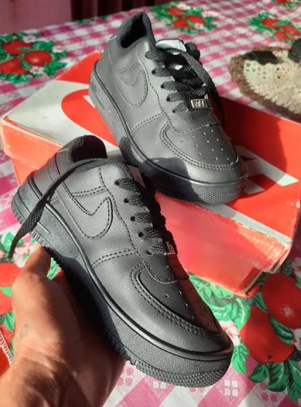Tnis Nike Escolar Preto - Do 18 Ao 44