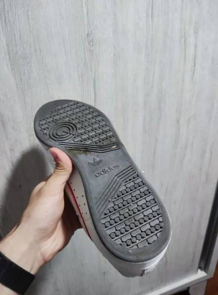 Tnis Adidas