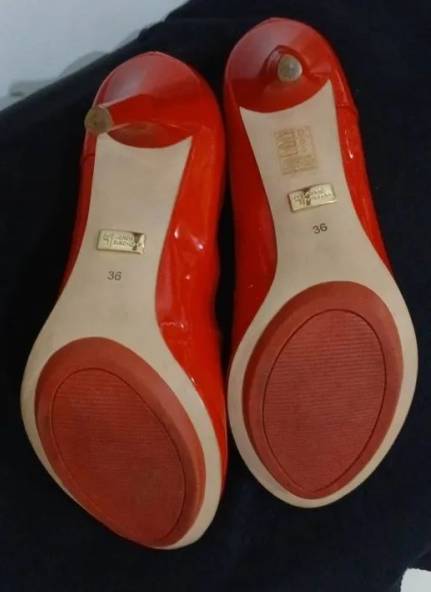 Sapato De Salto Verniz Vermelho Scarpin Jorge Bischoff