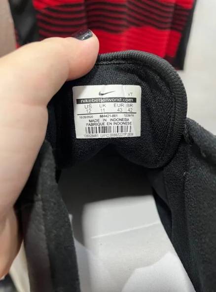 Tnis Nike