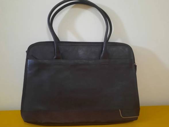 Bolsa Executiva Em Couro Marrom