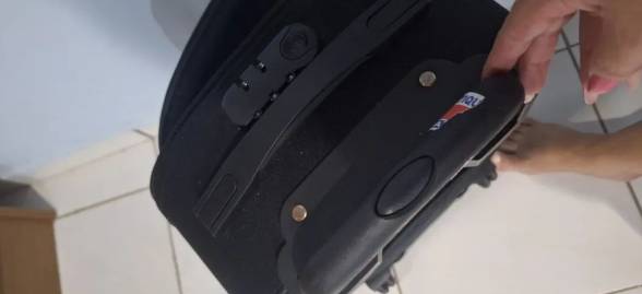 Mala Pequena De Viagem Pra Vender Logo