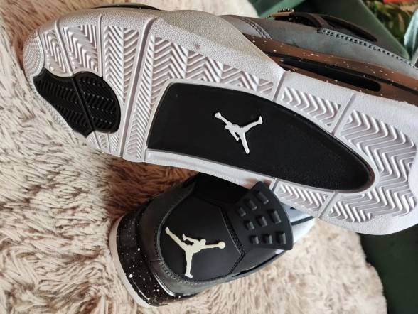 Jordan 4 Fear - Torrando