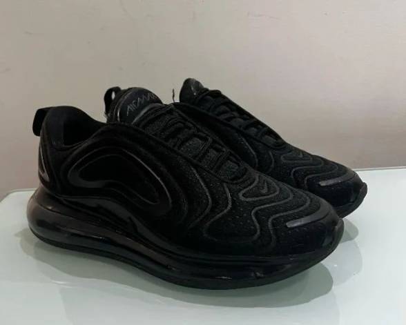 Tnis Nike Air Max 720 Preto