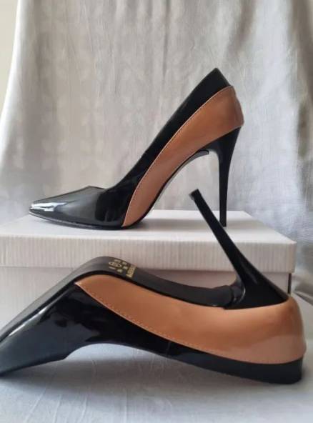 Vendo Esse Lindo Sapato Debora Bertti