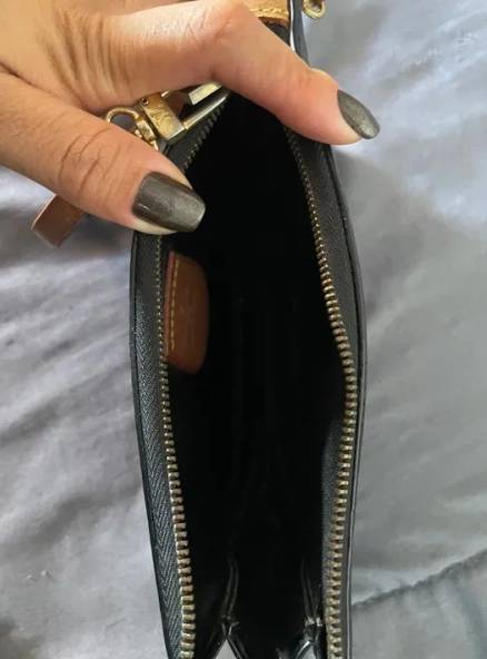 Bolsa Lv