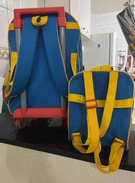 Mochila E Lancheira Os Aventureiros - Usado *